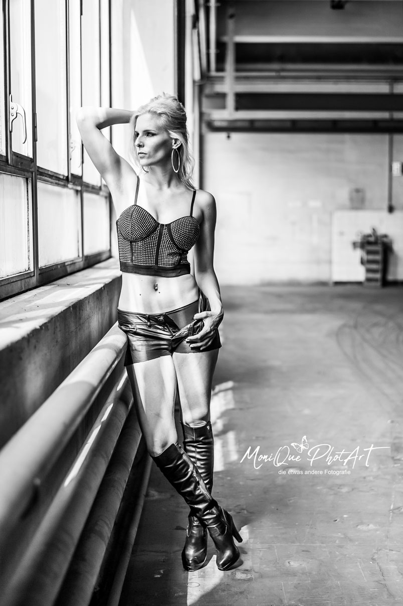 all rights: @moniquephotart