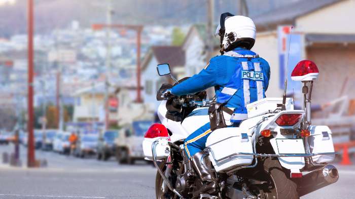 交通安全と警察(イメージ)