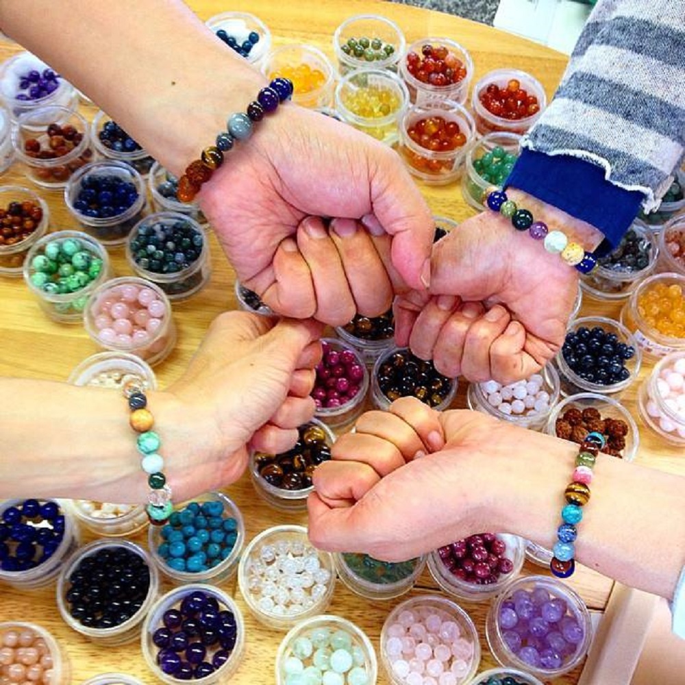 大阪】屋久杉富士溶岩天然石ブレスレット作り体験＋祭壇作りワーク