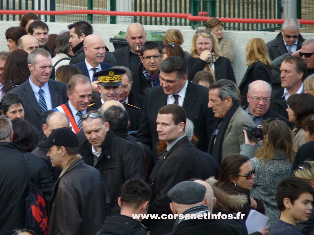Beaucoup de monde pour accueilir le ministre des Sports…