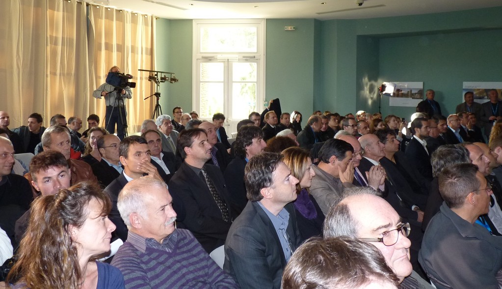 De nombreux élus territoriaux ont suivi la présentation du Tour