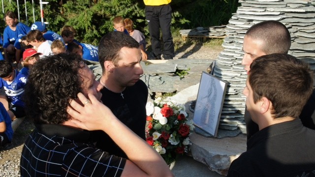 Le Dio Vi Salvi Regina interprêté par Canti Ghjuventu