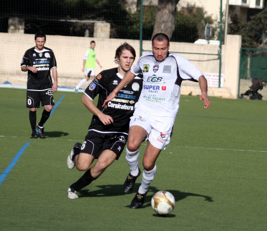 Auteur de l'ouverture du score Khalaoui a été le meilleur Calvais