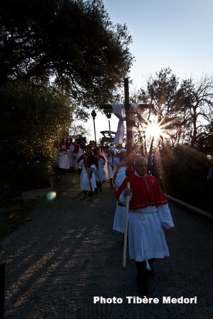 Dès vendredi matin les trois processions de Figarella, Mandriale et San Martino di Lota