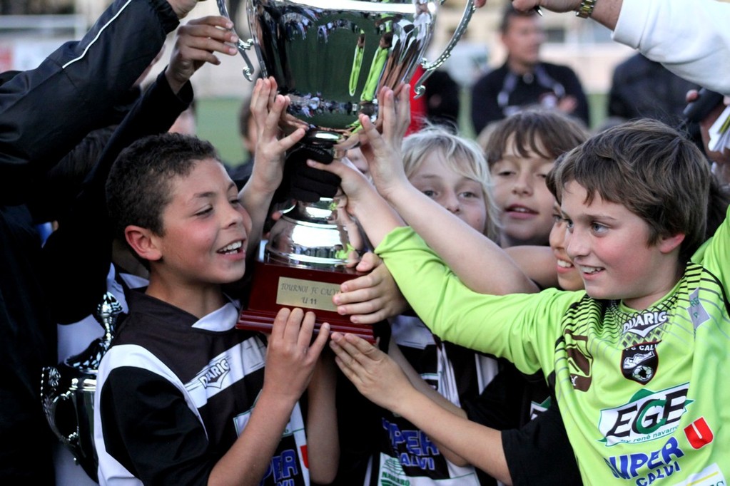 Le FC Calvi 1 soulève le challenge