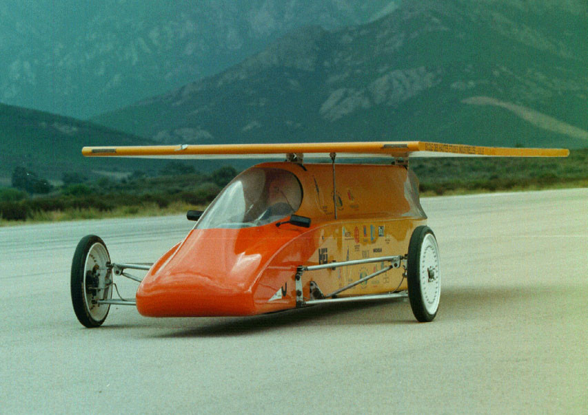 1997 avec un véhicule électrique