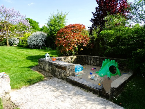 Gite Senlis avec jardin bac à sable