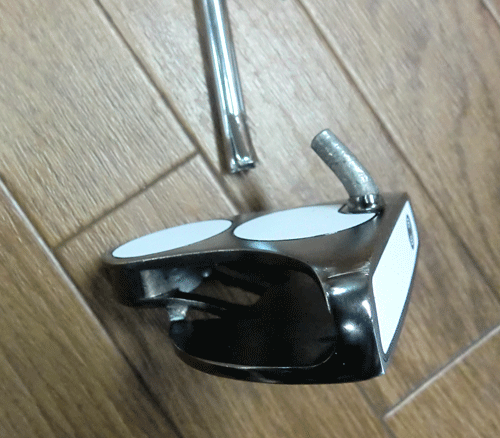 壊れたパターとシャフト
