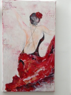 she loves to dance, 155x80