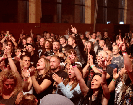 fans beim feiern