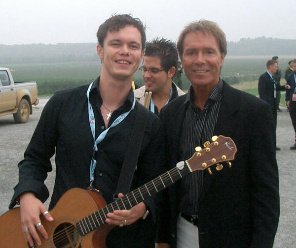 Damian - Weltkirchentag in Köln mit Cliff Richard