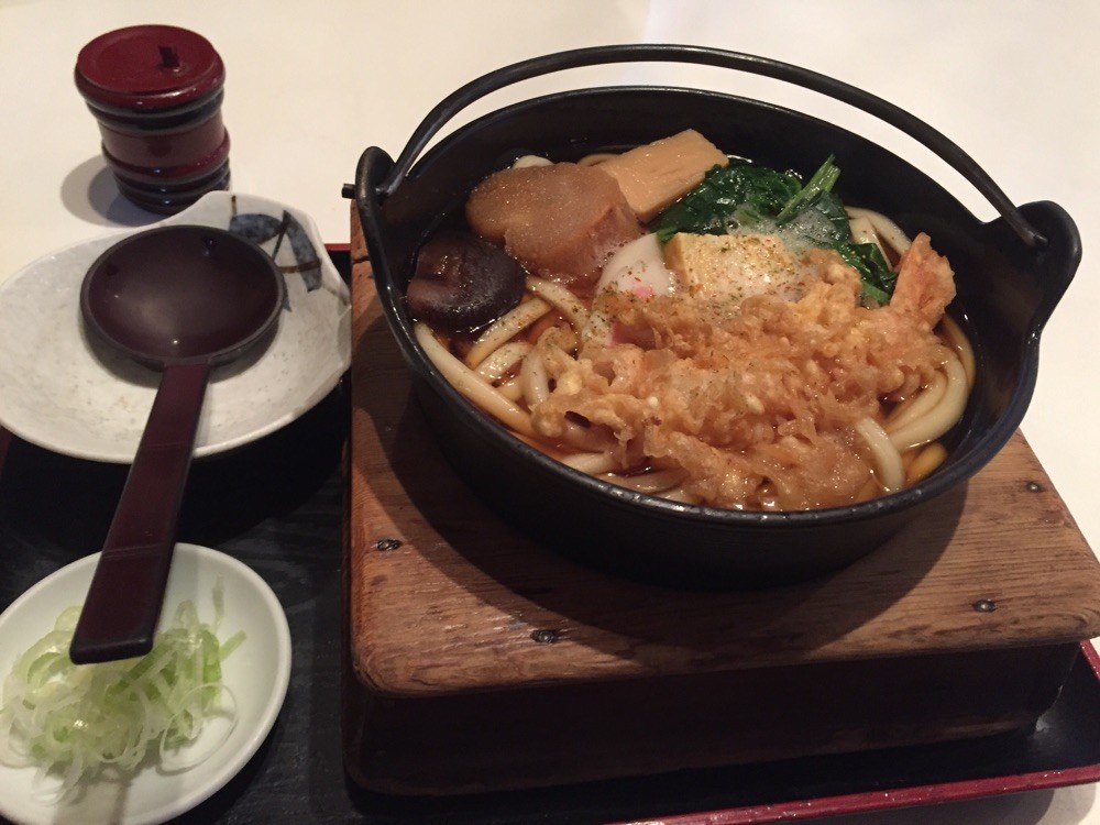 鍋焼きうどん