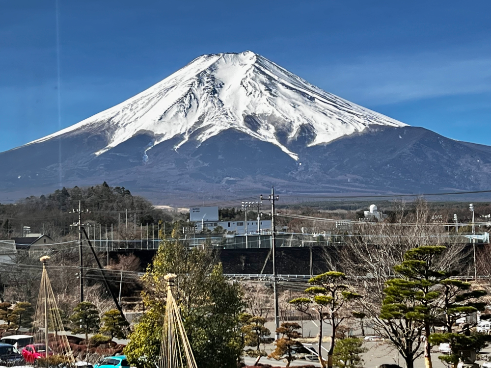 研修会場からの富士山