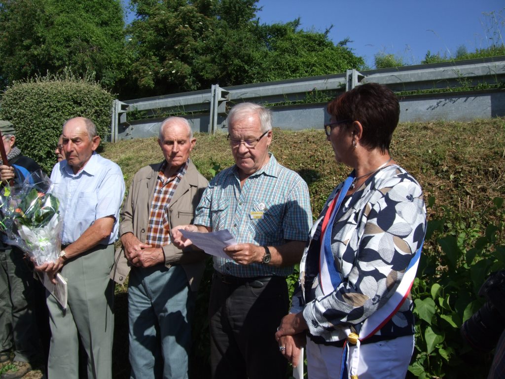 Puis celui du Président de l'association M. Guy Vieville