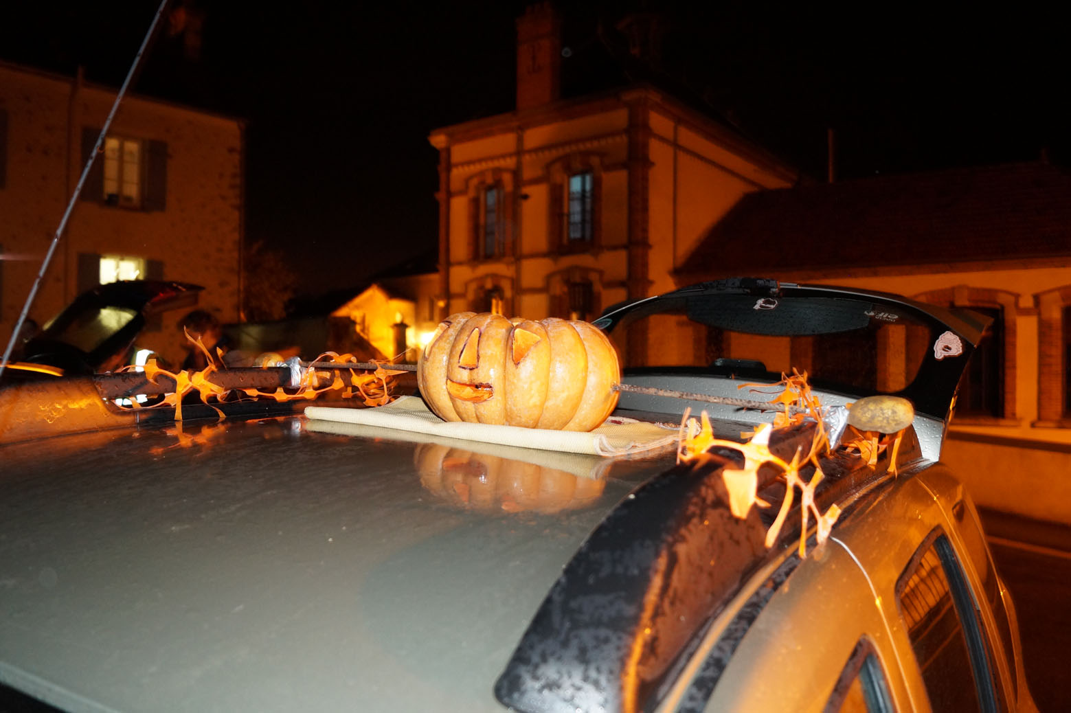 Fin de la balade nocturne, retour dans une salle communale