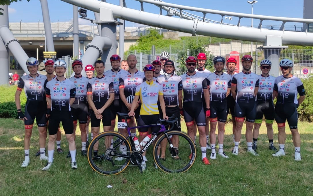 Das komplette Team am Ring