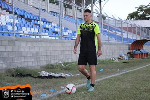 #NotiÁguila | Nuestro defensa José Ramírez trabaja por aparte. Se recupera de su lesión en la rodilla derecha.
