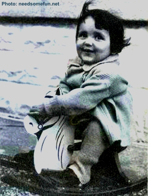 Joan Baez Mypage Brothers in arms lyrics meanings by joan baez. joan baez mypage