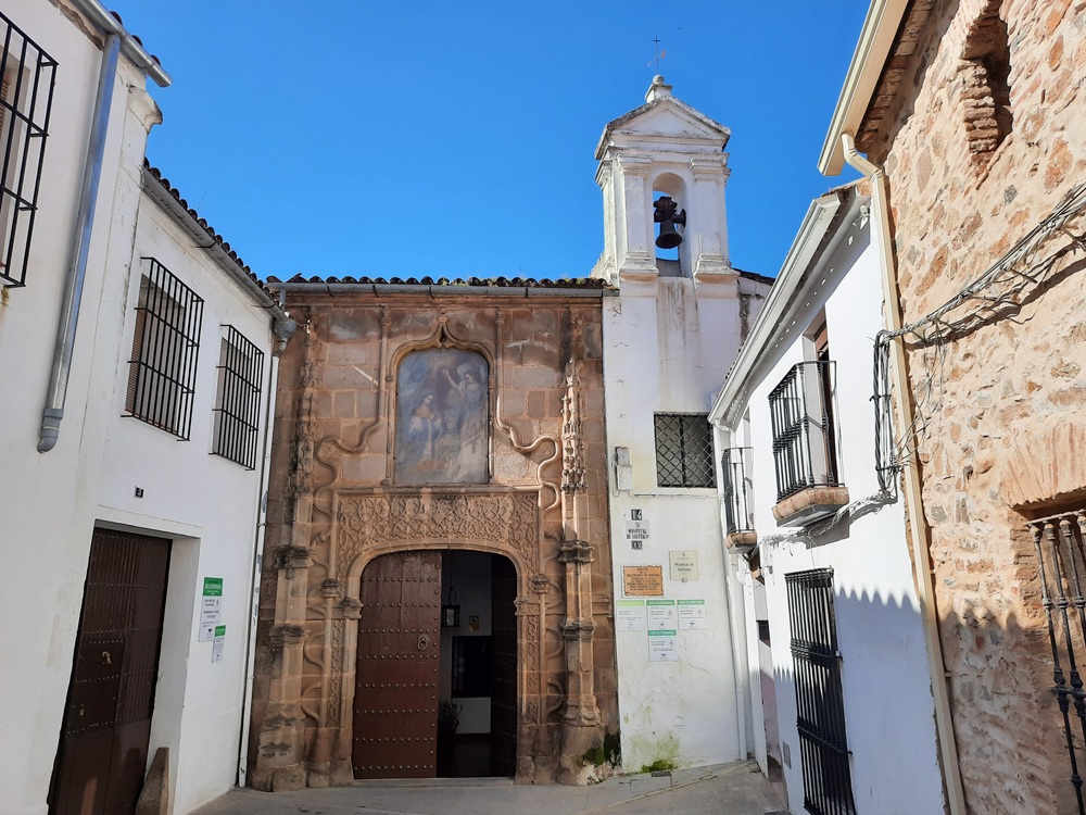 L'ancien hôpital de Santiago