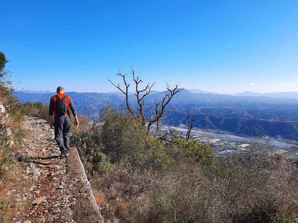 Marche sur le canal de la Gravière