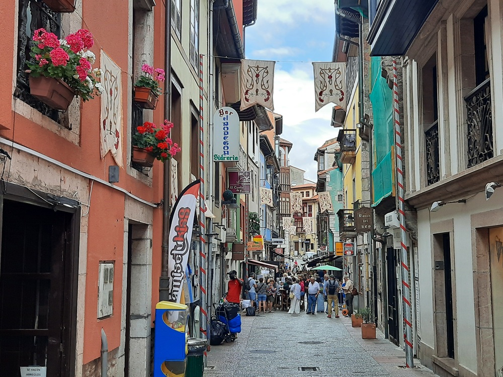 Calle Mayor de Llanes