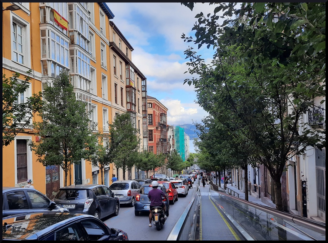 Un des très nombreux escalators de la ville, celui-ci est rue Lope de Vega