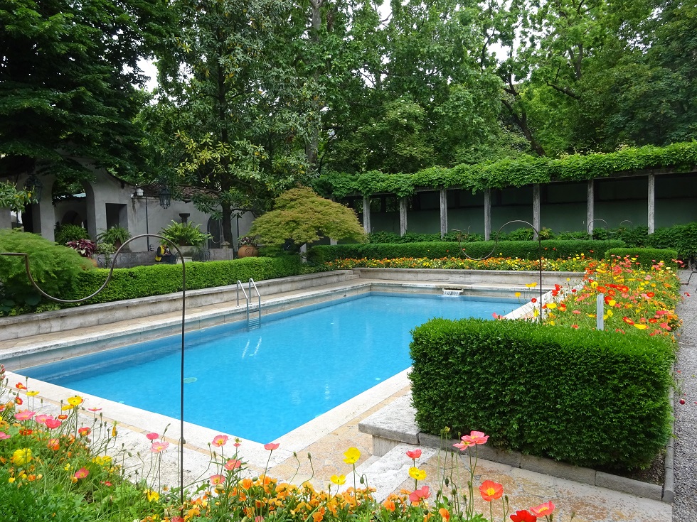 La piscine qui fut la première piscine privée de Milan