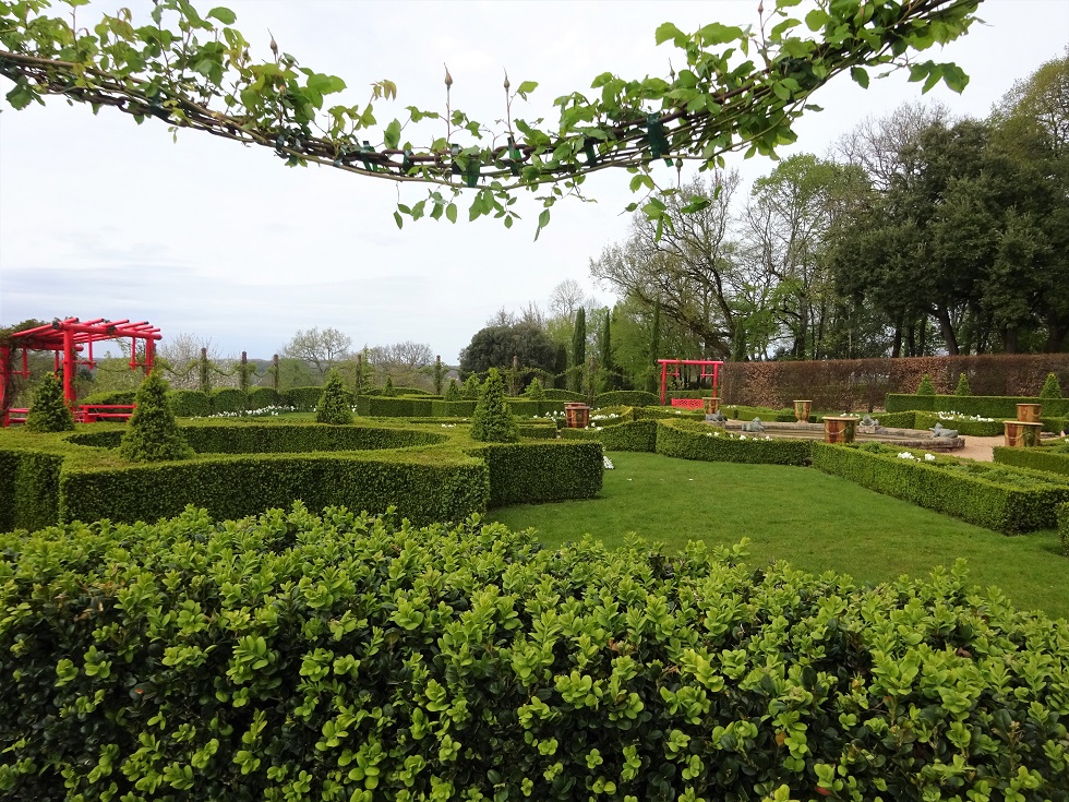 Le jardin Blanc d'Eyrignac