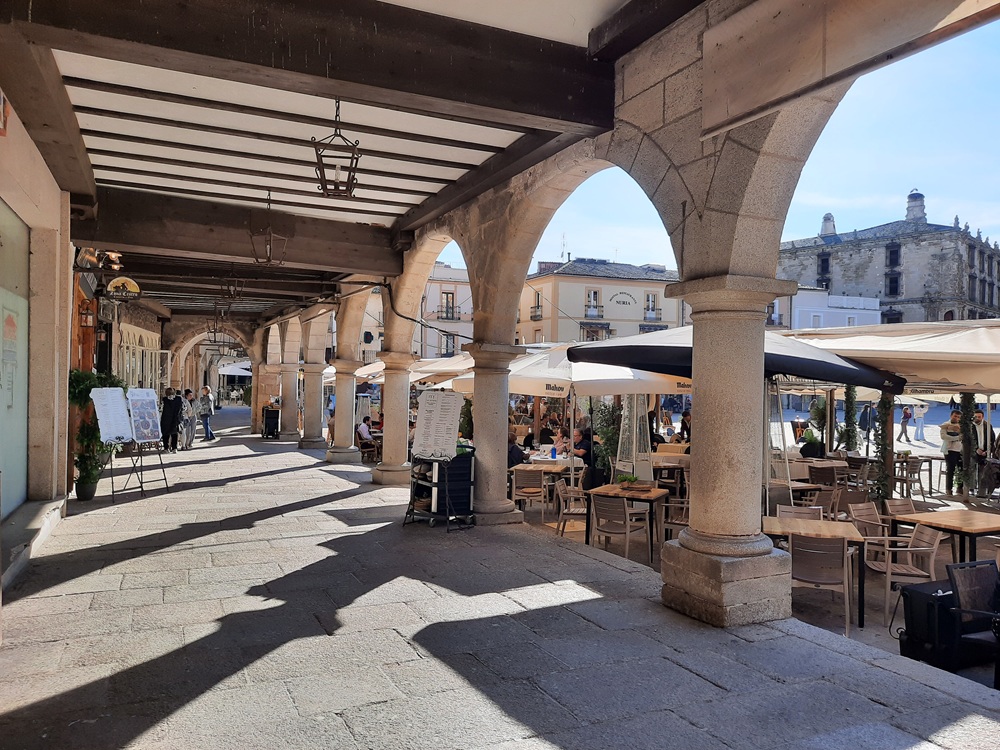 Arcades sur le côté Est de la Plaza Mayor
