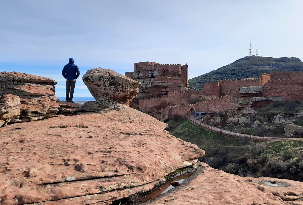 Le château depuis le mirador où soufflait un vent glacial