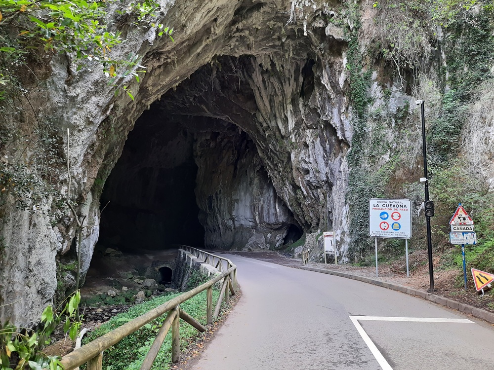 Entrée de La Cuevona