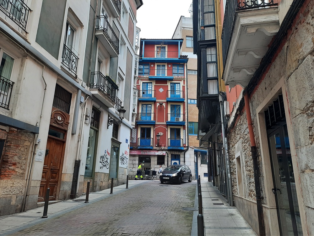 Calle de la Marina