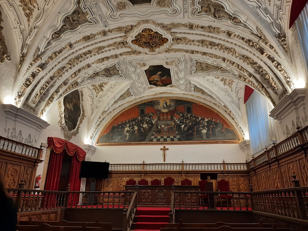 La Aula Magna qui sert encore aux cérémonies importantes