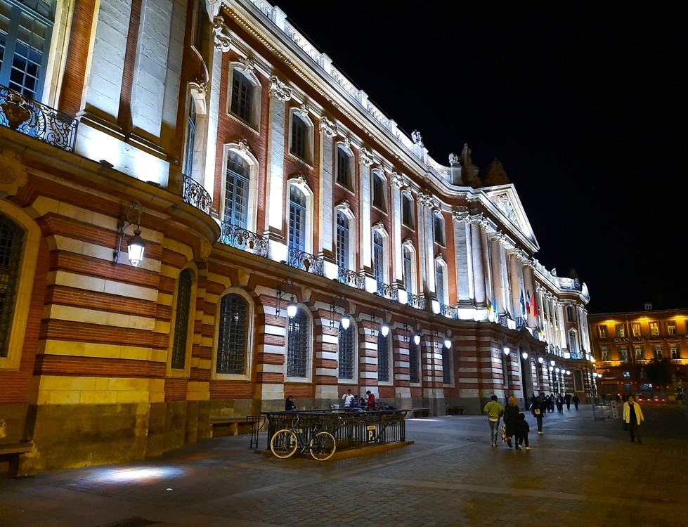 De nuit, le Capitole est particulièrement beau