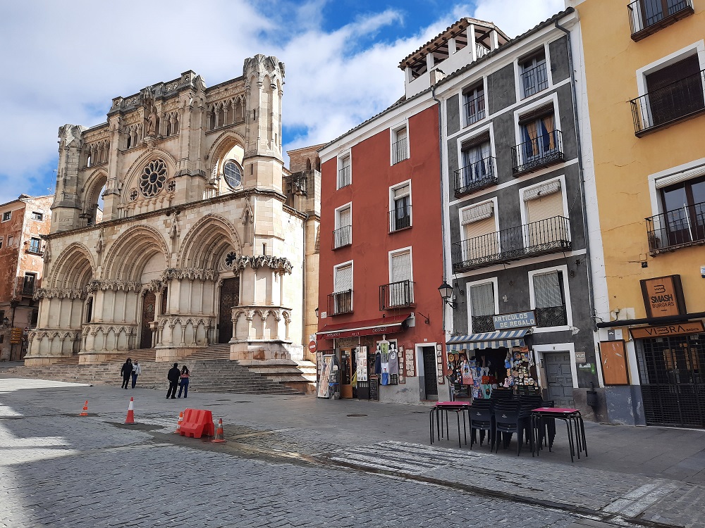 La cathédrale sur la Plaza Mayor