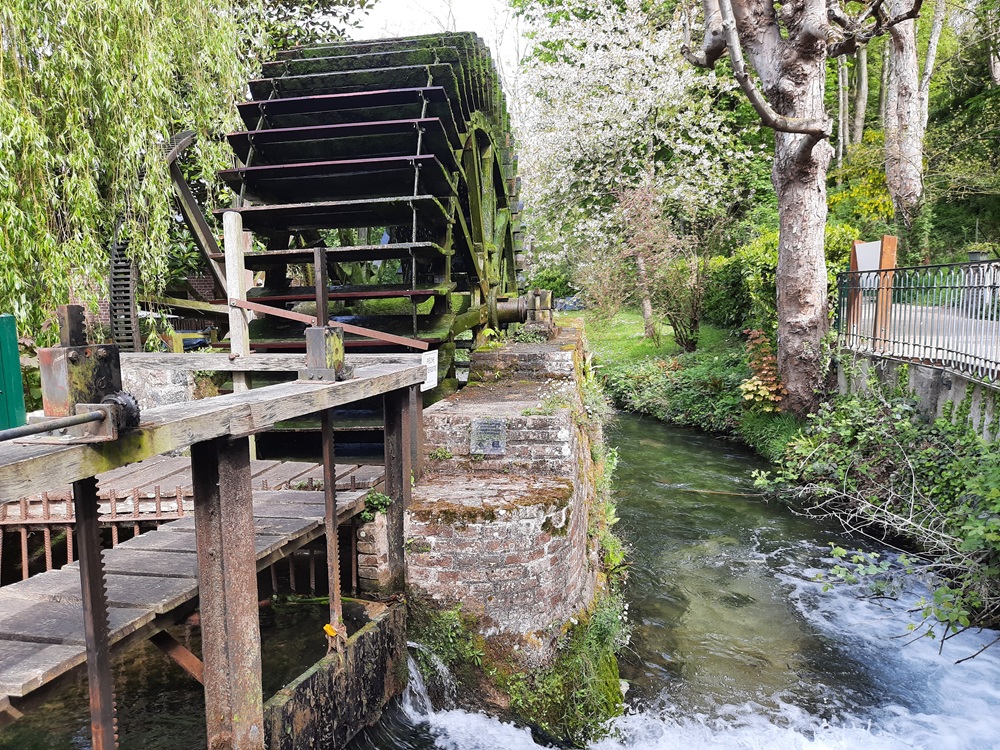 Sur les 11 moulins que comptait le village, il en reste 4 dont le moulin d'Anquetil