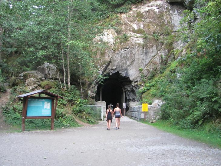 Le premier tunnel