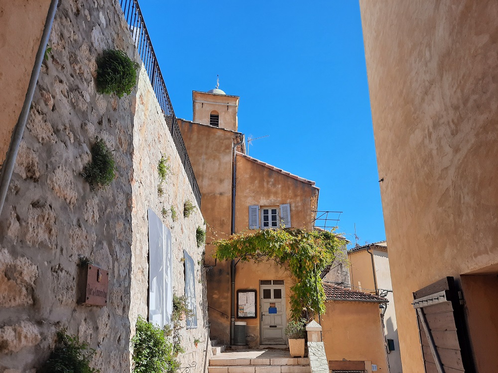 Le village de Gattières