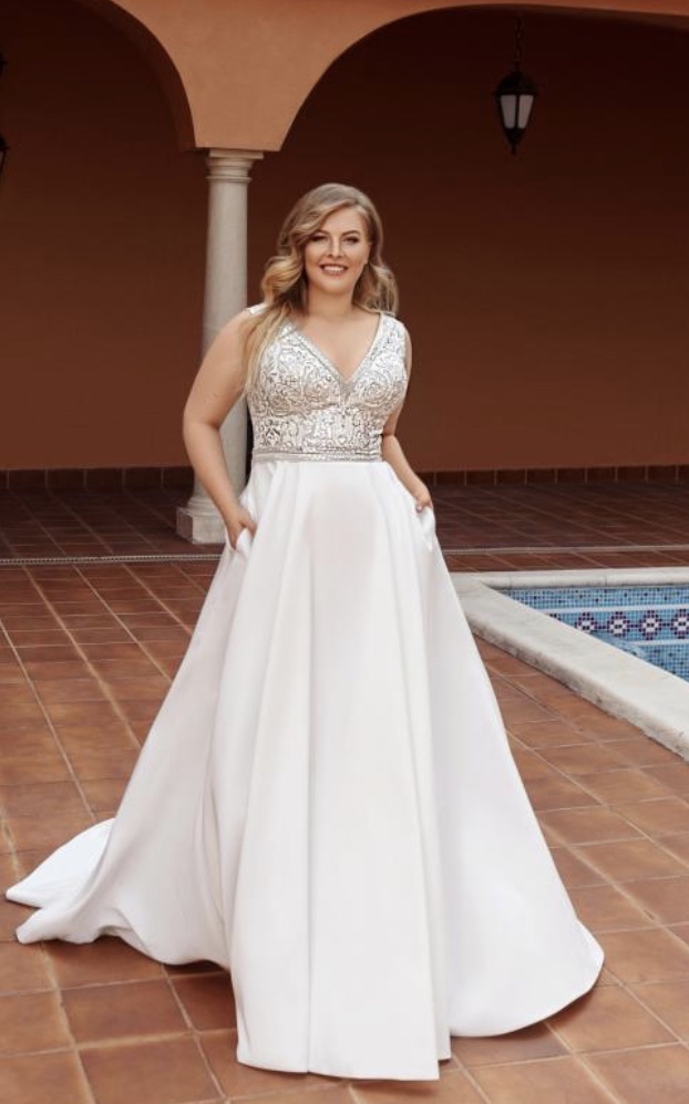 Aktuelle Brautkleid Kollektion Brautkleider Brautmode Und Accessoires Aus Leipzig