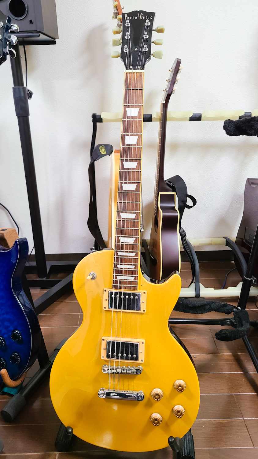 FUJIGEN SG 国産 エレキギター 女子・初心者でも弾きやすい