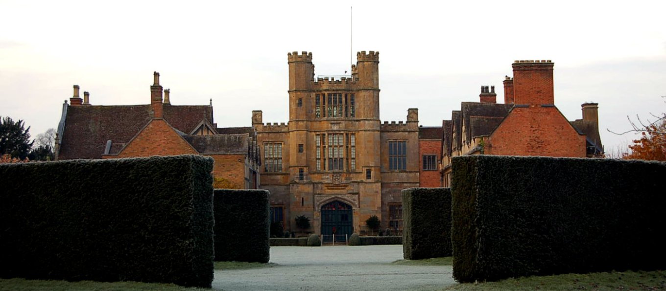 wallpapers Coughton Court Walks coughton court