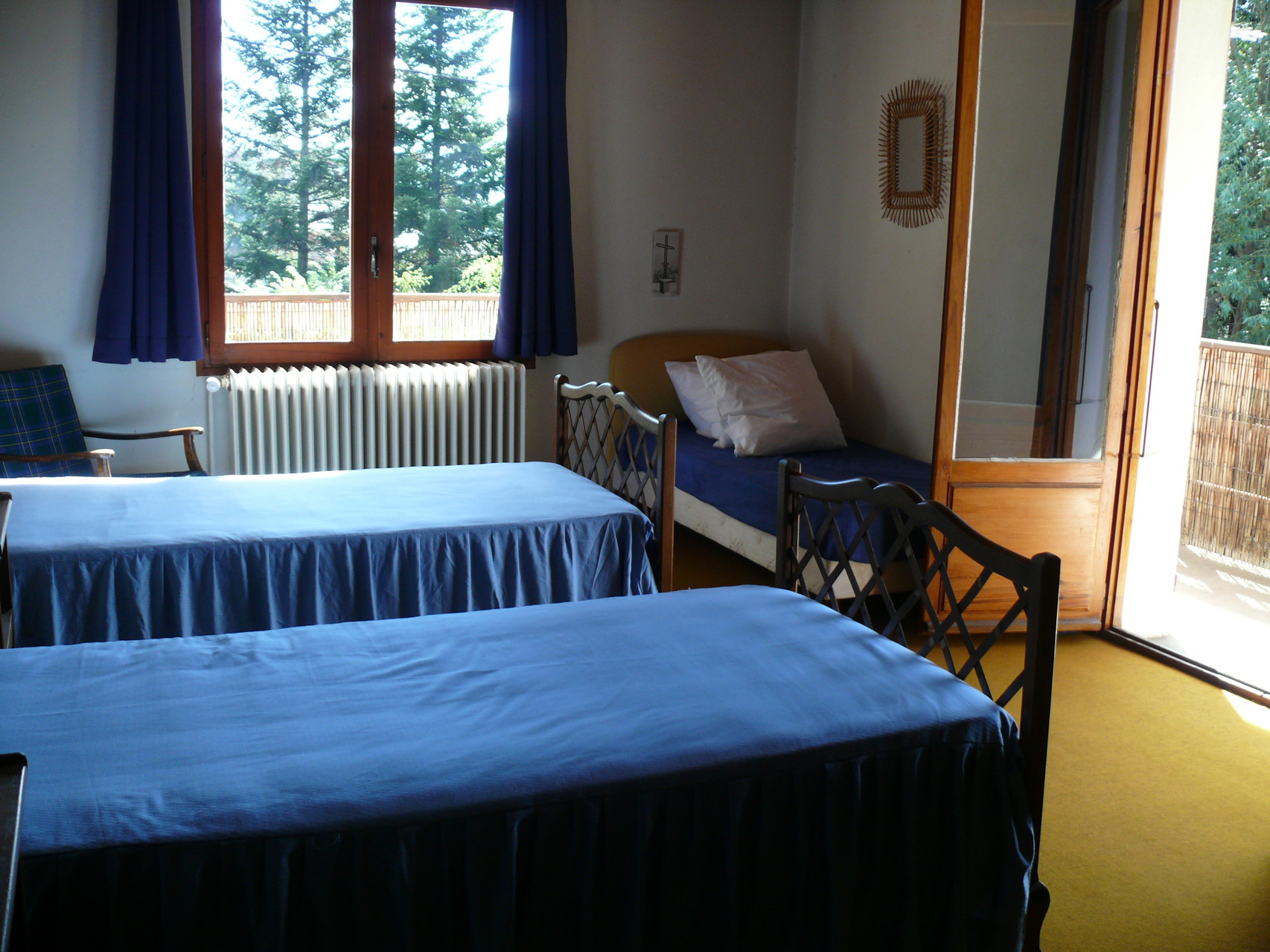 Chambre bleue 3 lits simples [Chalet Aspones]