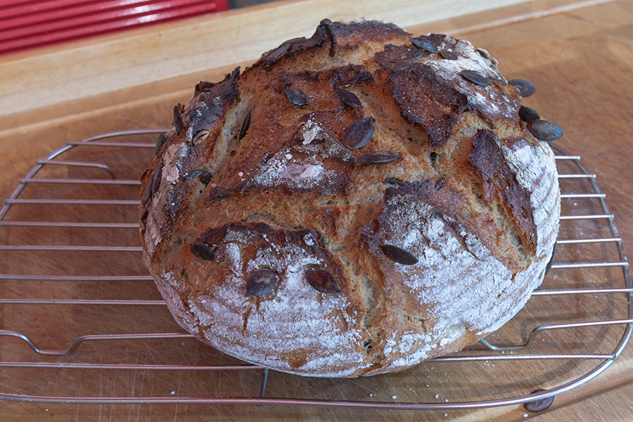 Mischbrot mit Kürbiskernen