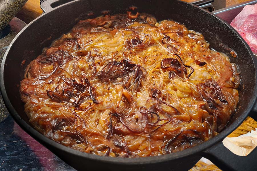 Zwiebelfleisch aus dem Ofen