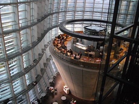 黒川さんと新国立美術館 Sedamu ページ