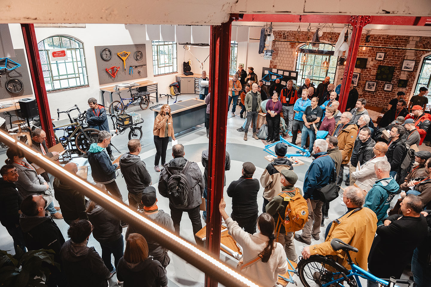 Volles Haus beim HASE BIKES Händlerworkshop 2023