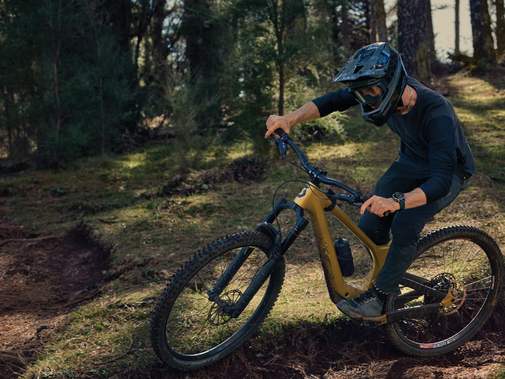 Sicher verbunden, auch fernab der Zivilisation: Garmin fenix 8 Pro mit Satelliten-Notruf