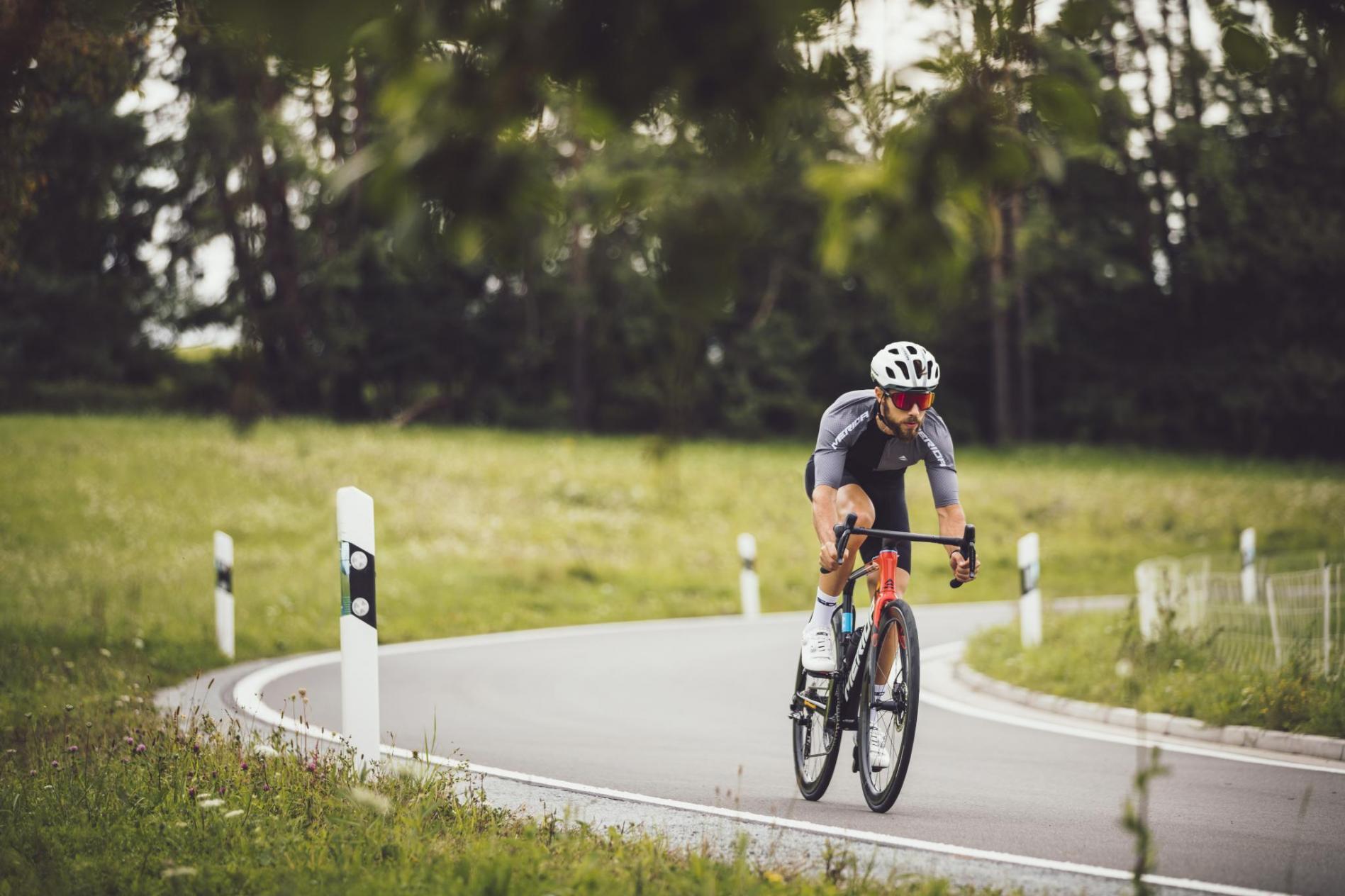 THE NEW SCULTURA TEAM – STREAMLINES RACE COMPLIANCE