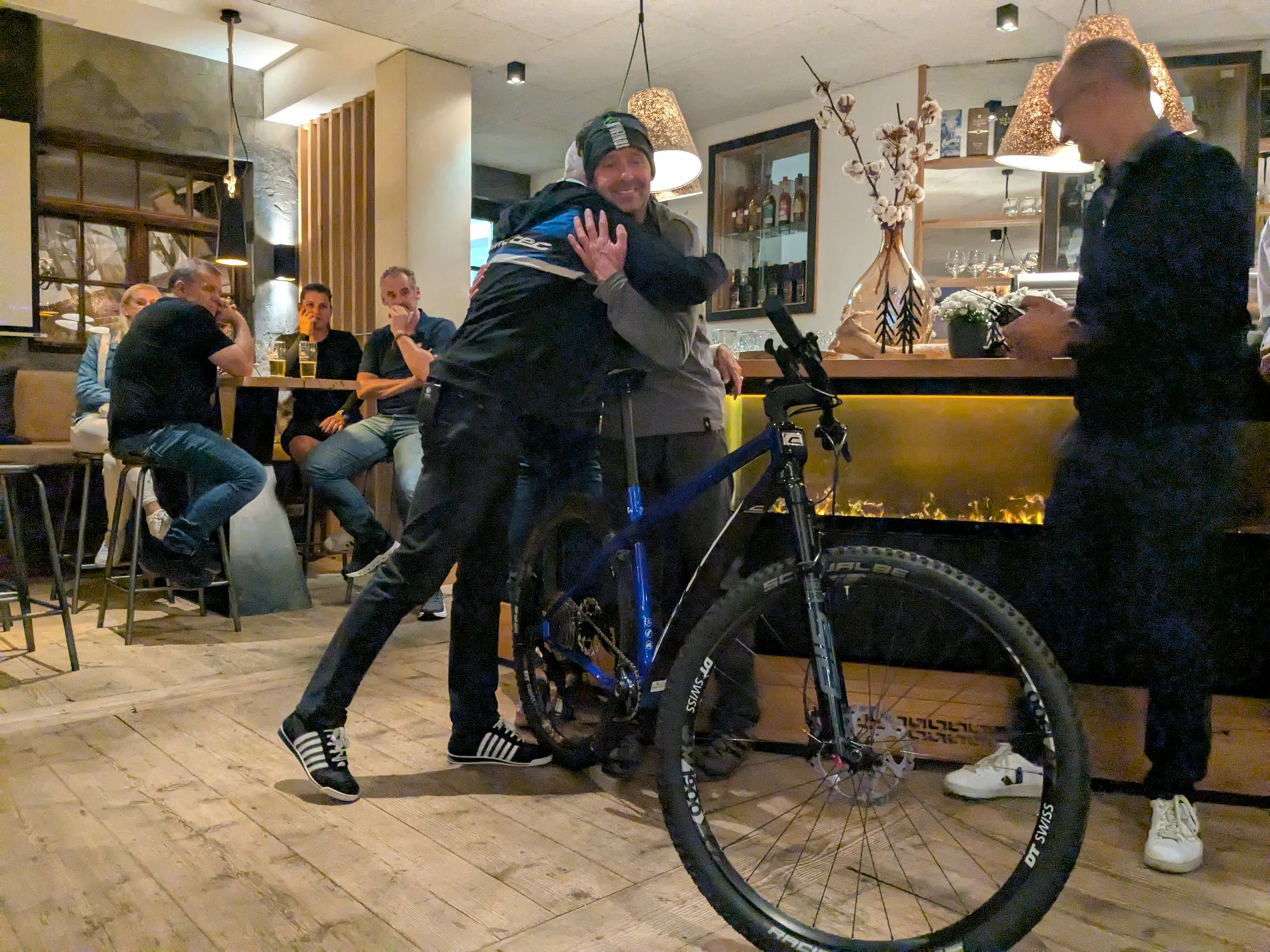 Ein besonderes Highlight war der Überraschungsauftritt von Mountainbike-Legende und Stoneman-Trails-Erfinder Roland Stauder. ©corratec