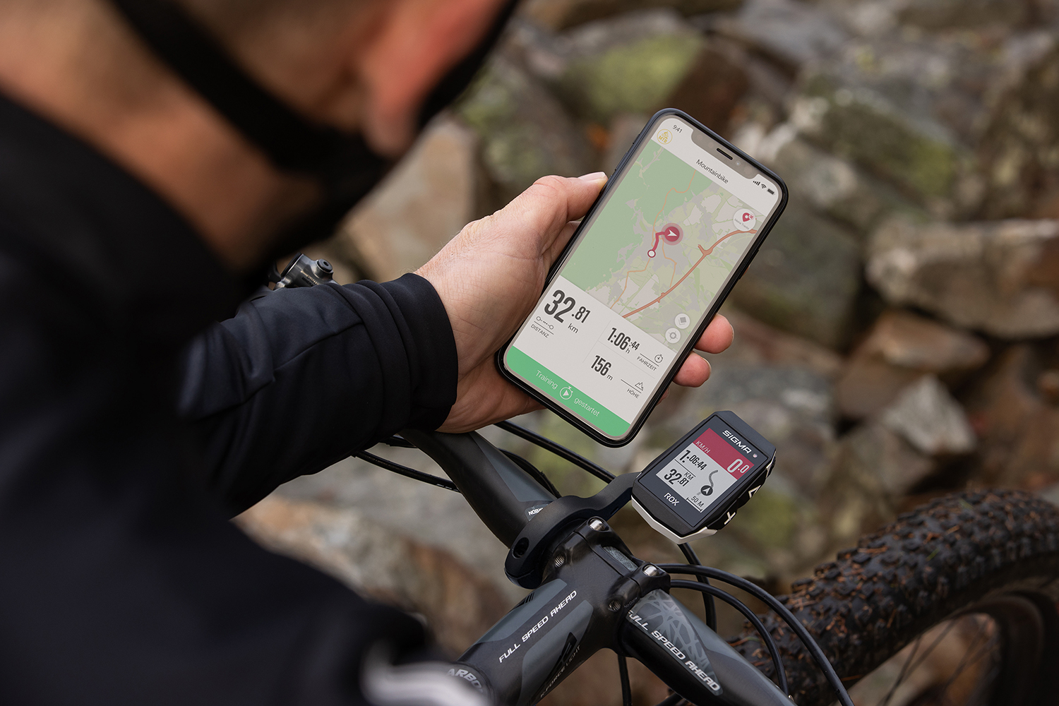 Klein.  Bunt.  Stark:  Der  neue  GPS  Bike  Computer  ROX 11.1 EVO ist ab Dezember im Handel erhältlich